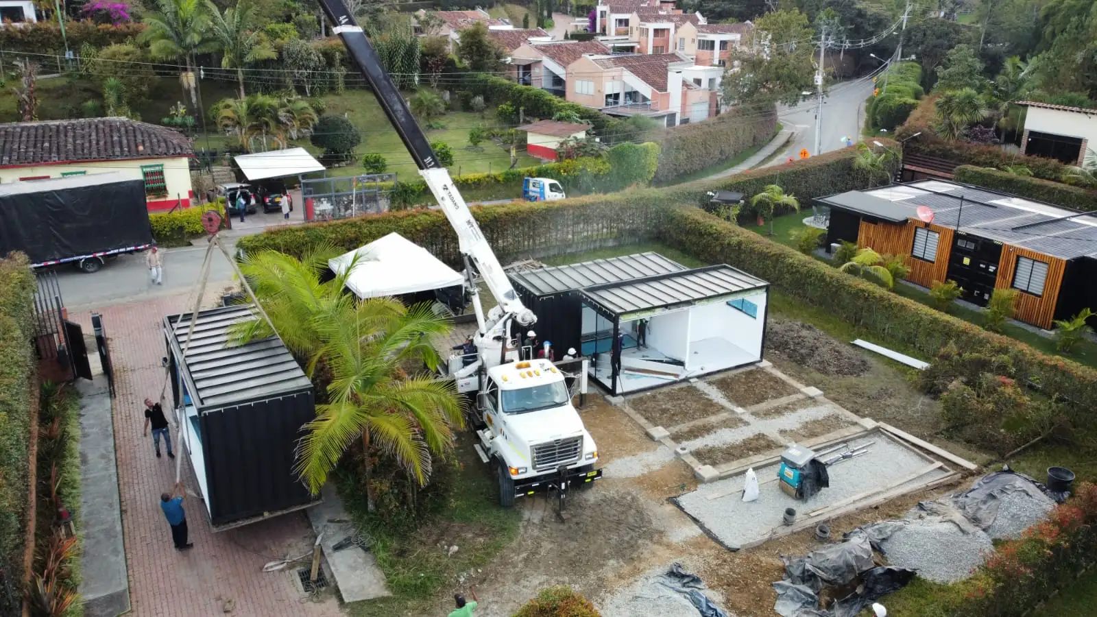 Maquinaria pesada de Equipos Atlas en terreno